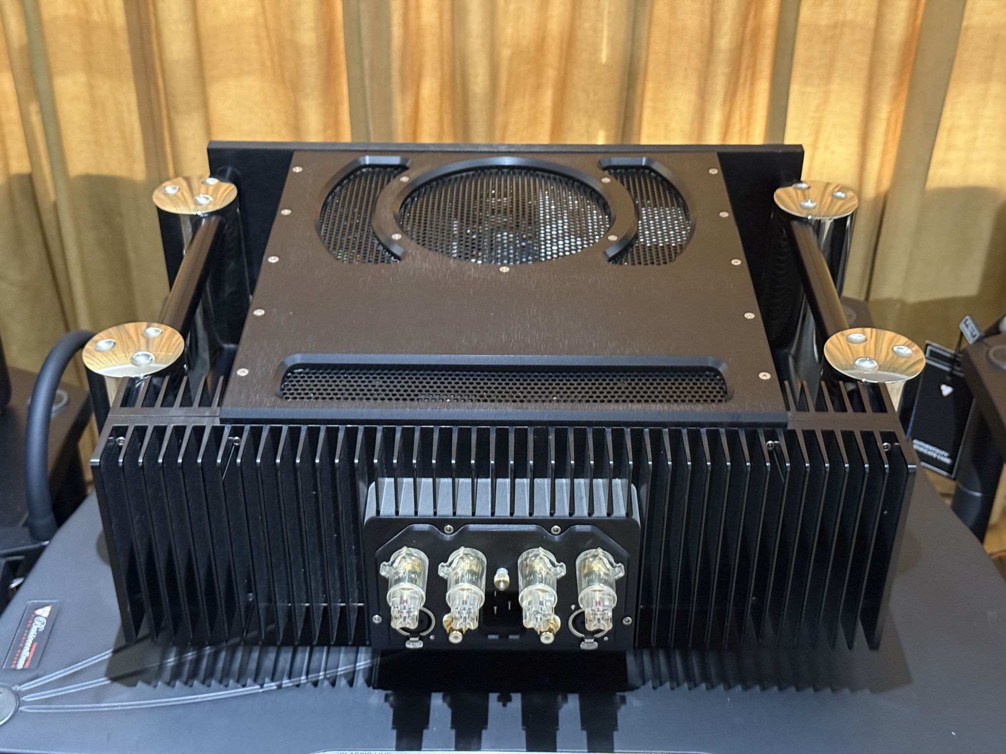 Chord Electronics Ltd. SPM-1400 mk II SILVER UNITS 2