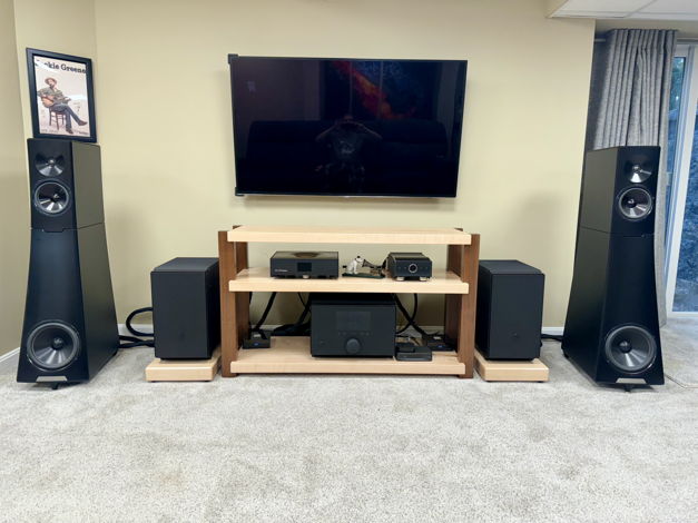 SOLD YG Acoustics HAILEY 2.2 For Sale | Audiogon SOLD YG Acoustics HAILEY 2.2 For Sale | Audiogon