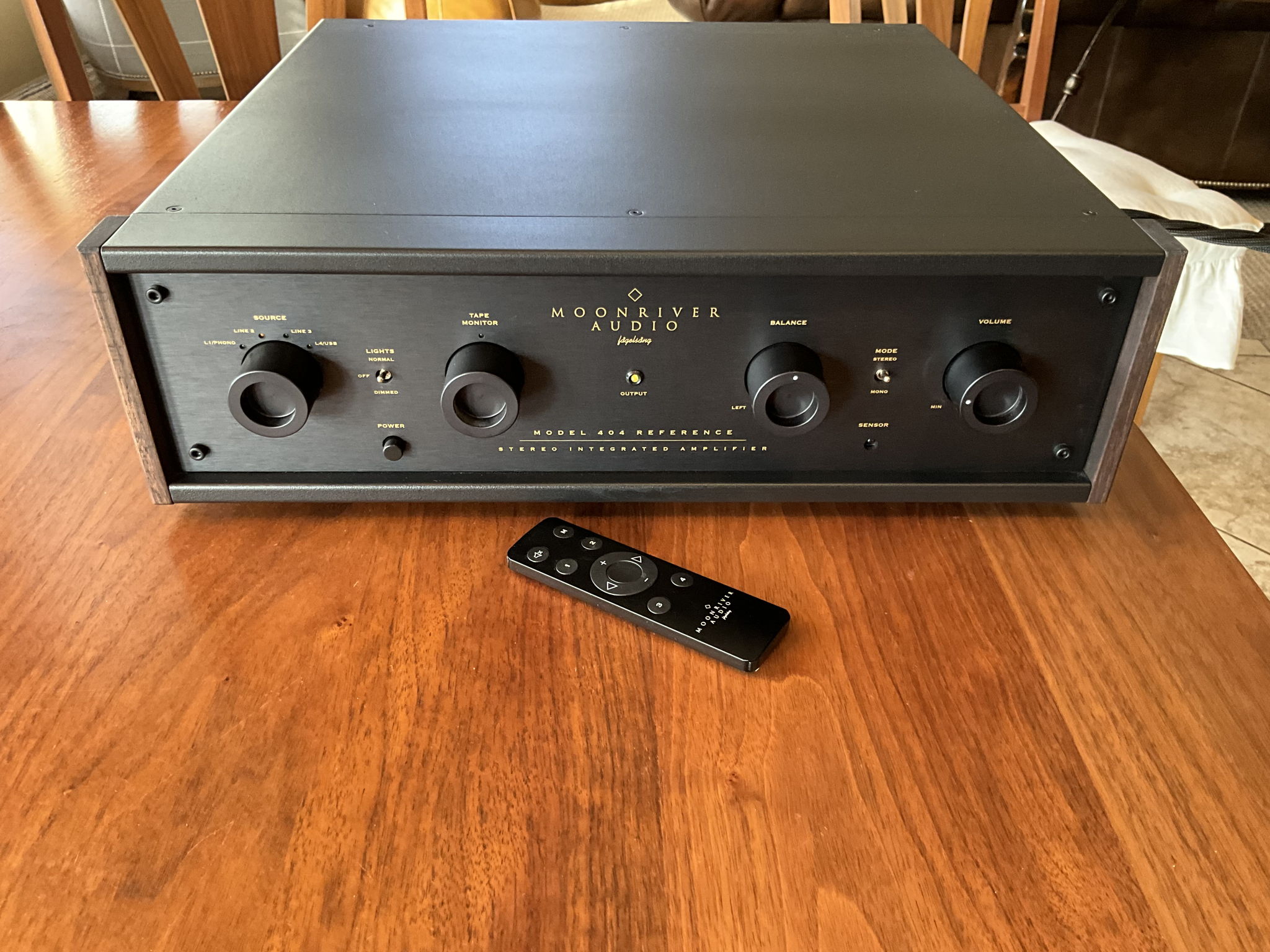 Moonriver 404 Reference Int w/ phono stage