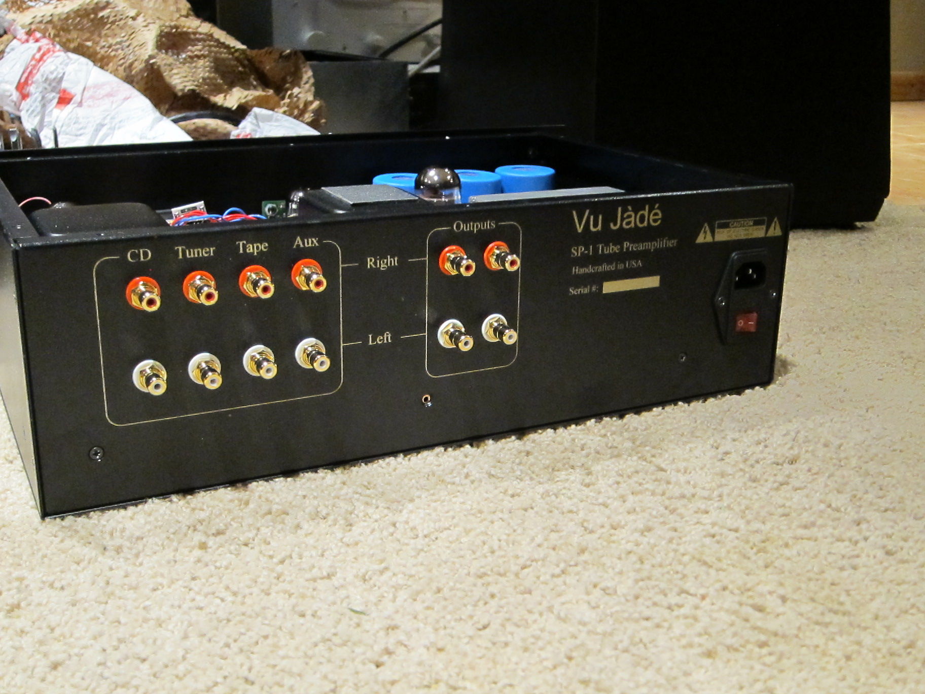 Vu Jade Audio - 6SN& TUbe Preamp - back panel