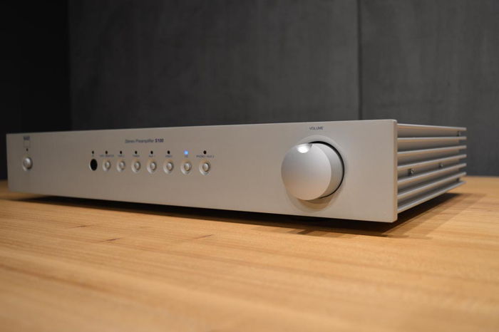 NAD S100 Stereo Preamplifier