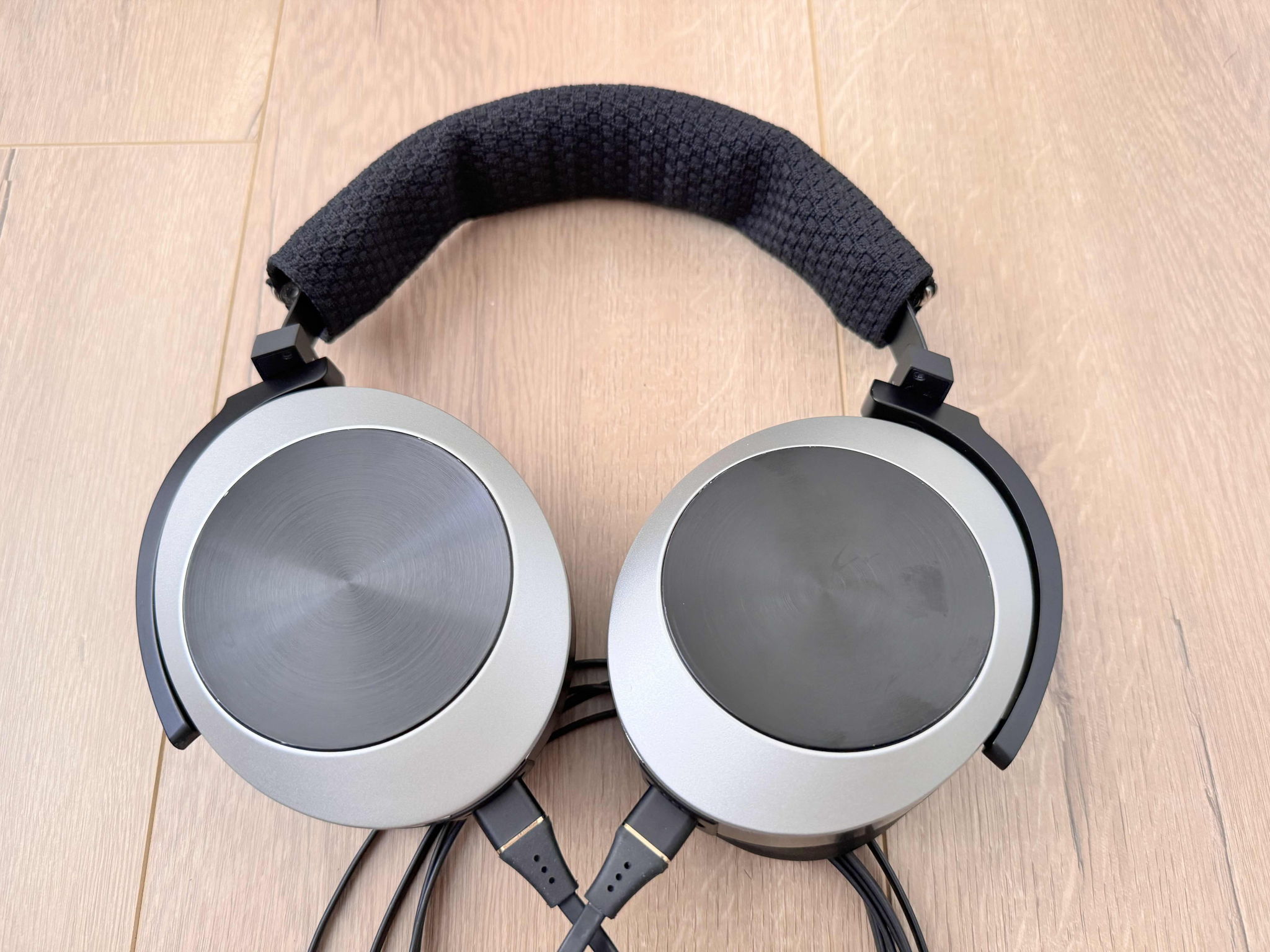 Audeze EL-8 Titanium Headphone 11