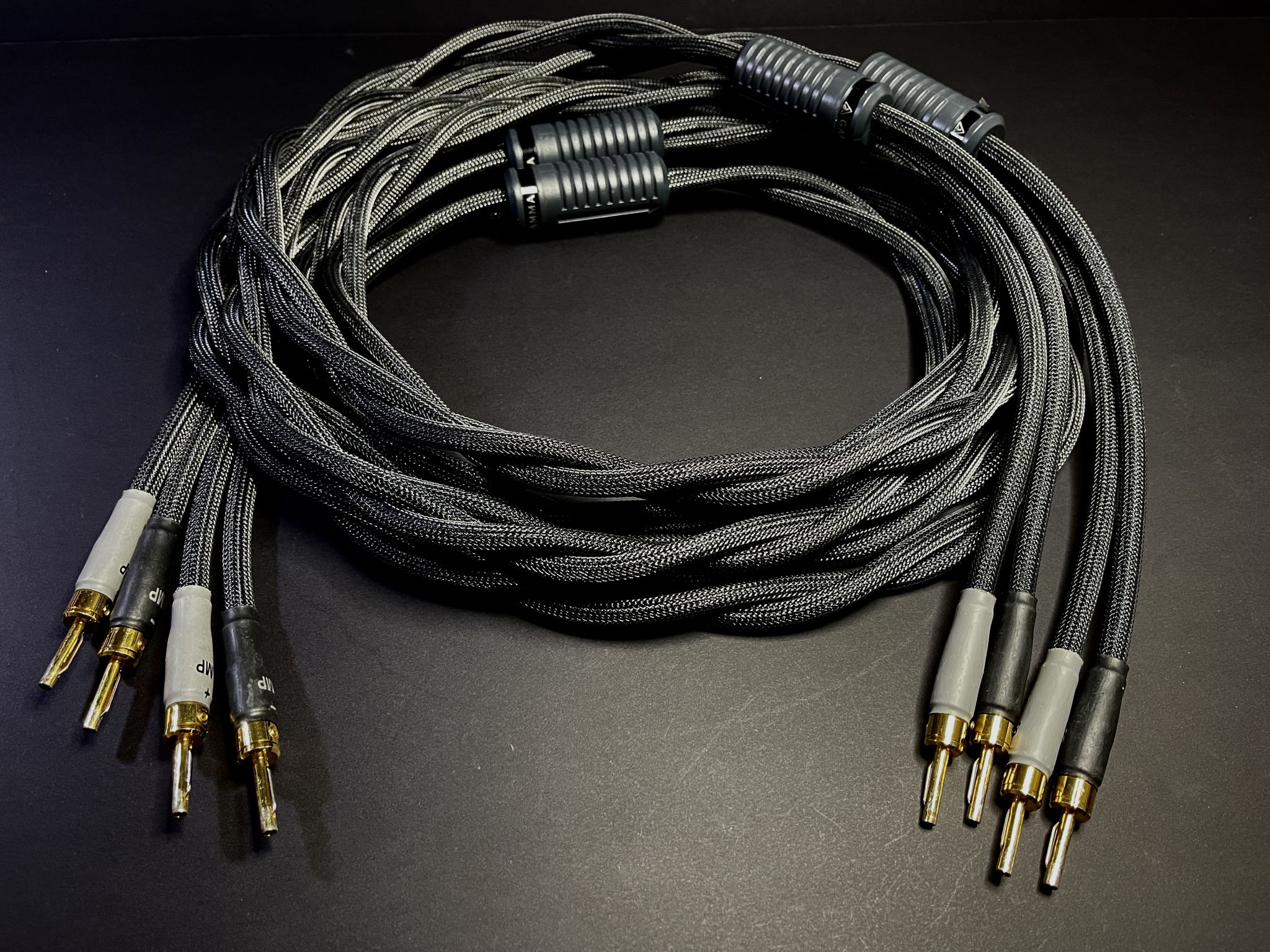 Shunyata Research Gamma Series 3m pair speaker cables