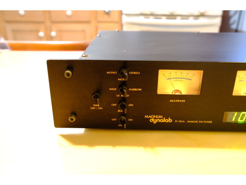 Magnum Dynalab FT-101a Etude FM Tuner