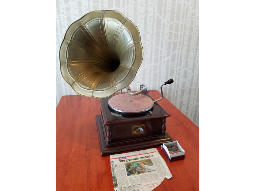 His Masters Voice Gramophone Gramophone - NOT a reproduction