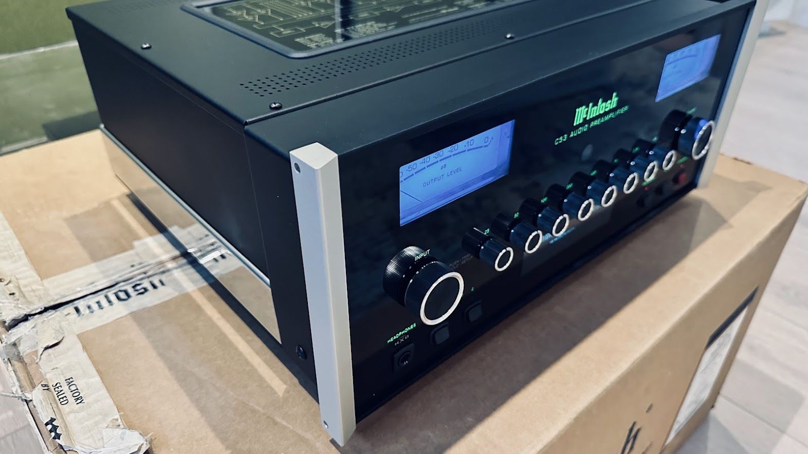 McIntosh C53 Preamplifier MINT 2