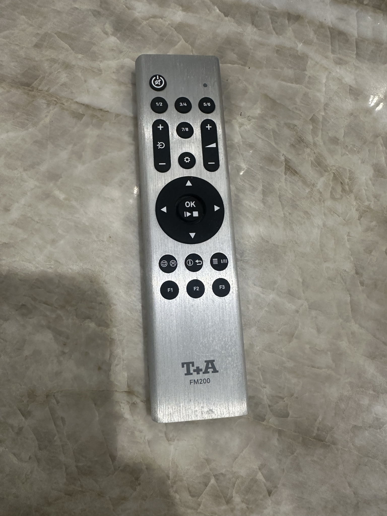 T+A Elektroakustik DAC 200 3