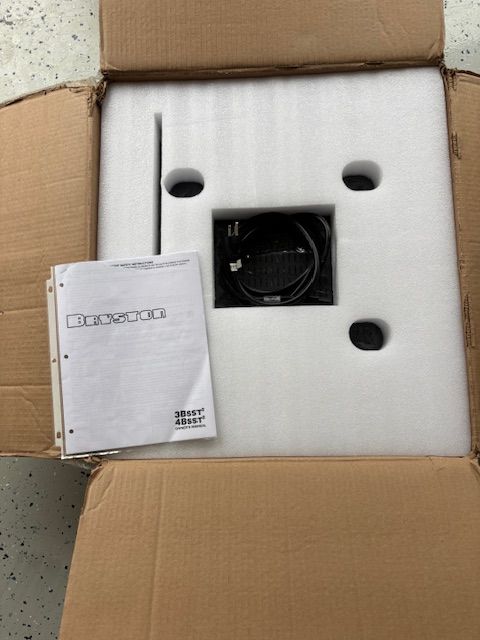 Bryston 4B SST2 2
