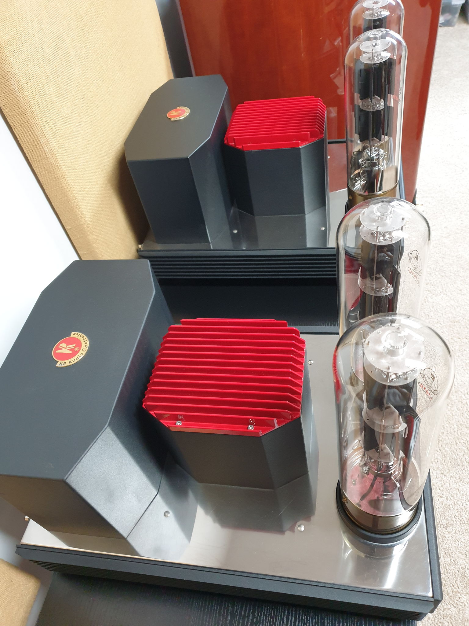 KR Audio Kronzilla DM 4