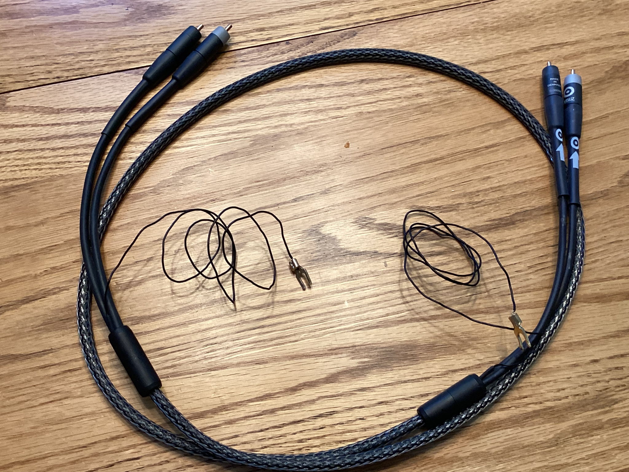 Ansuz Acoustics Signalz D Diamond phono cable 9