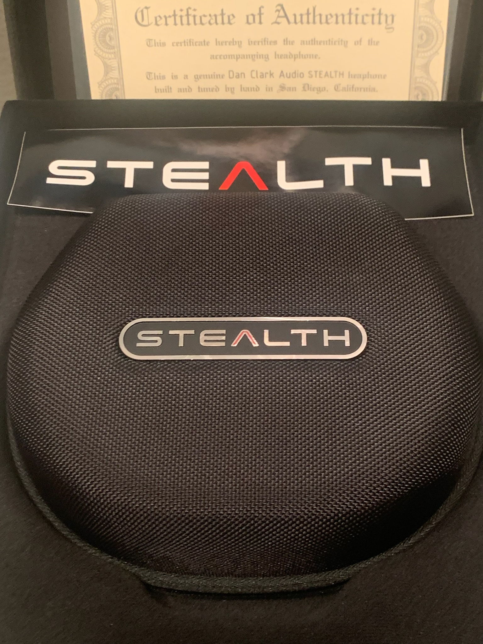 DAN CLARK AUDIO STEALTH HEADPHONES! 11