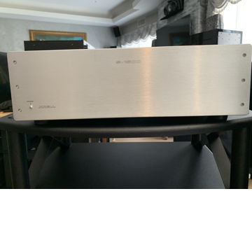 Krell S-1500  5 Channel Freshly Serviced by Krell