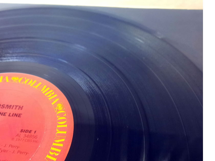 Aerosmith – Draw The Line 1977 EX+ ORIGINAL VINYL LP Columbia JC 34856