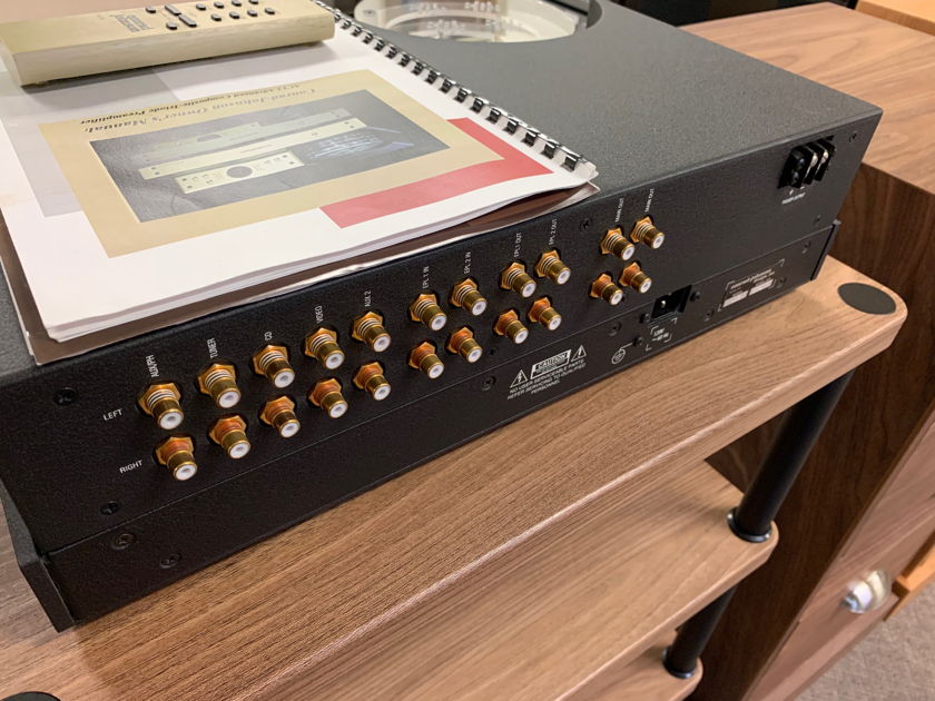 Conrad Johnson ACT2 Tubed Linestage Preamplifier