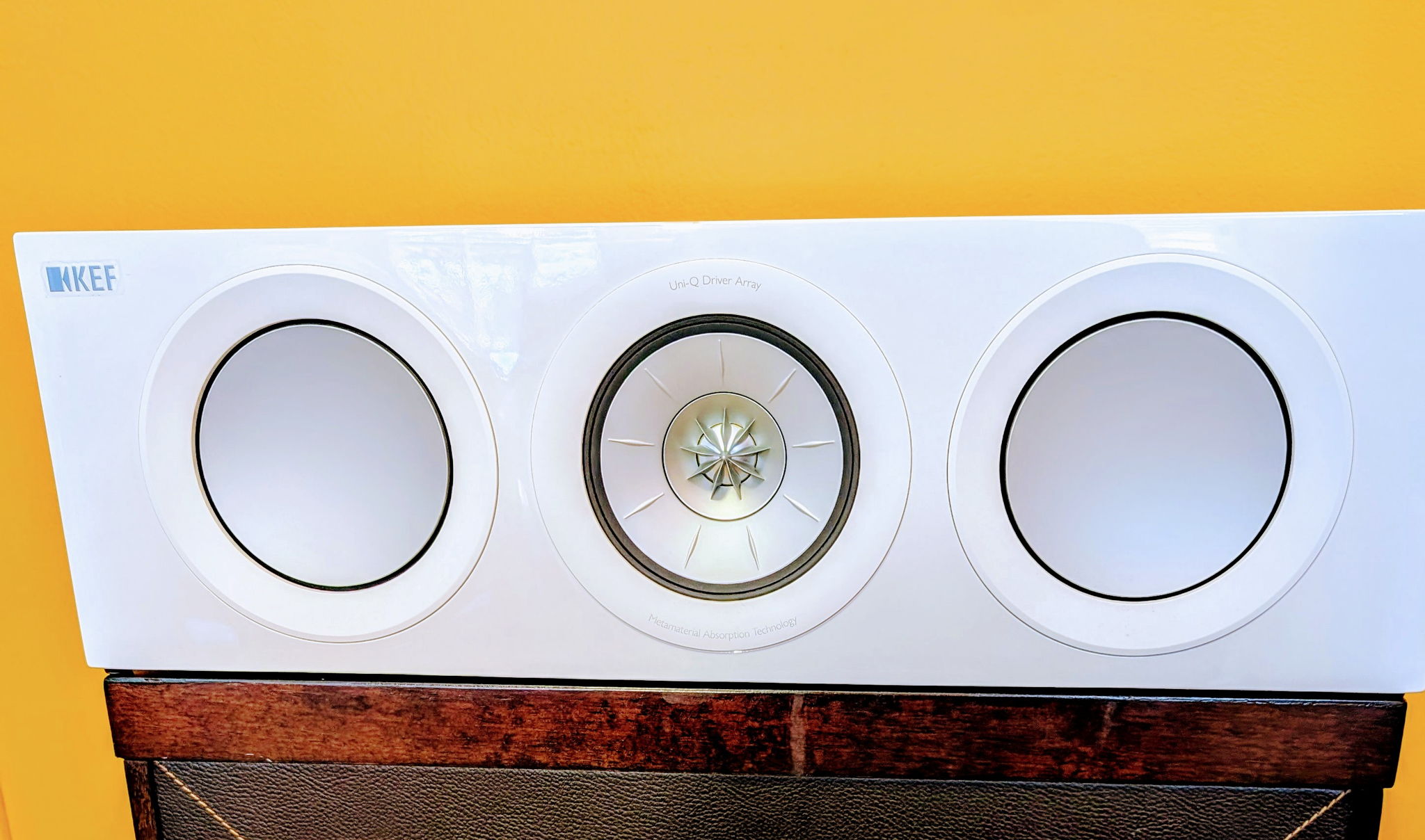 KEF R2 Meta