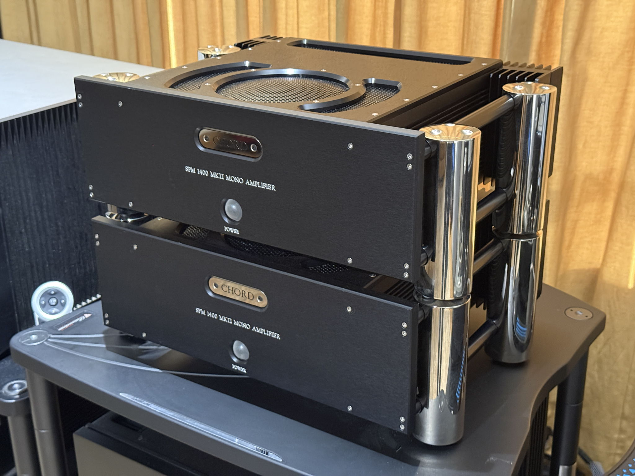 Chord Electronics Ltd. SPM-1400 mk II SILVER UNITS 8