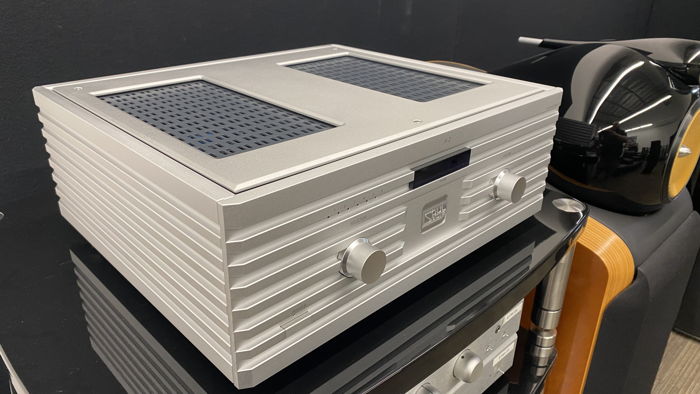 SoulNote A2 Silver Integrated Amplifier - Complete
