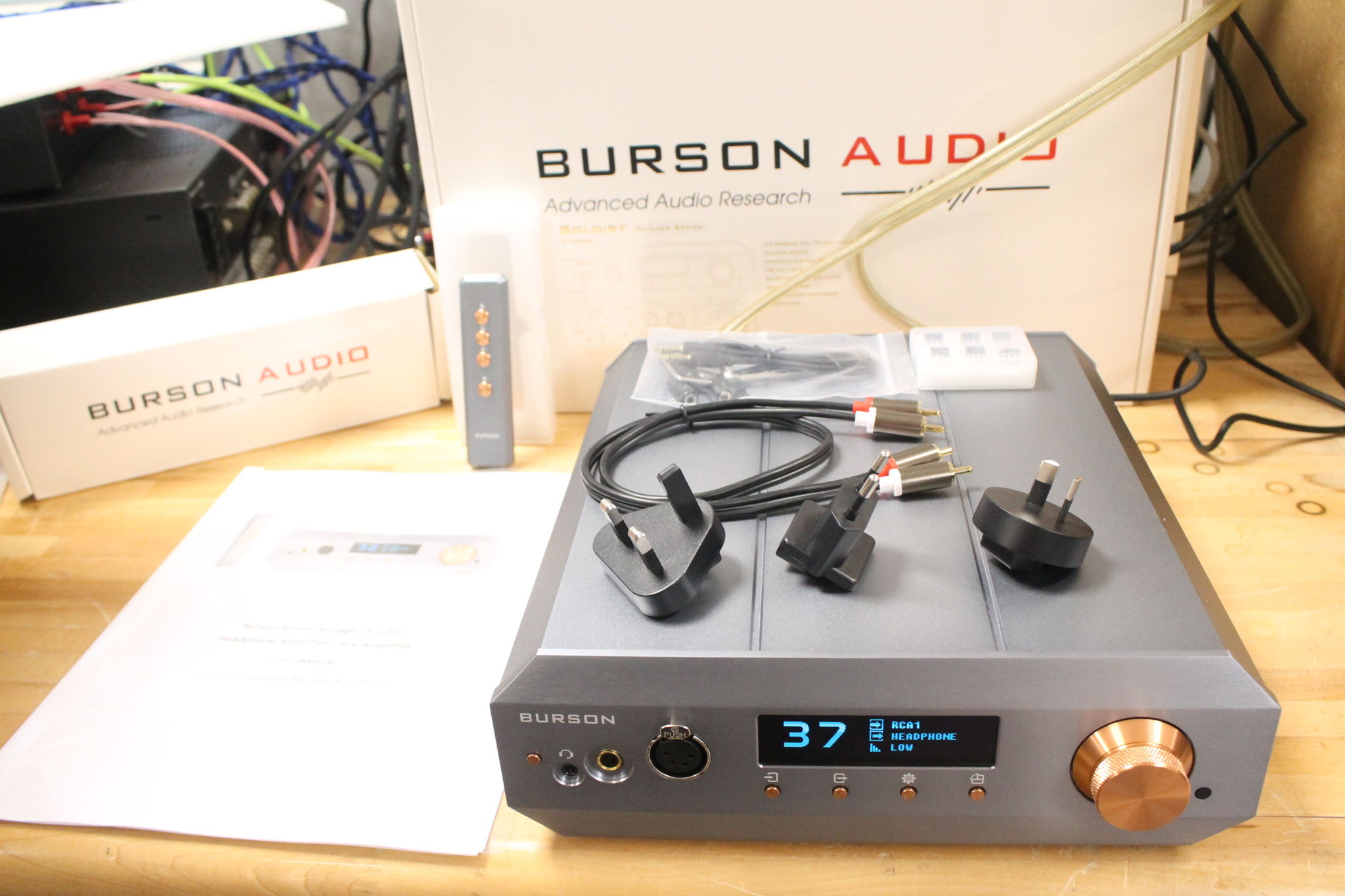 Burson Soloist Voyager (Model V-220) Headphone Amplifie... 2