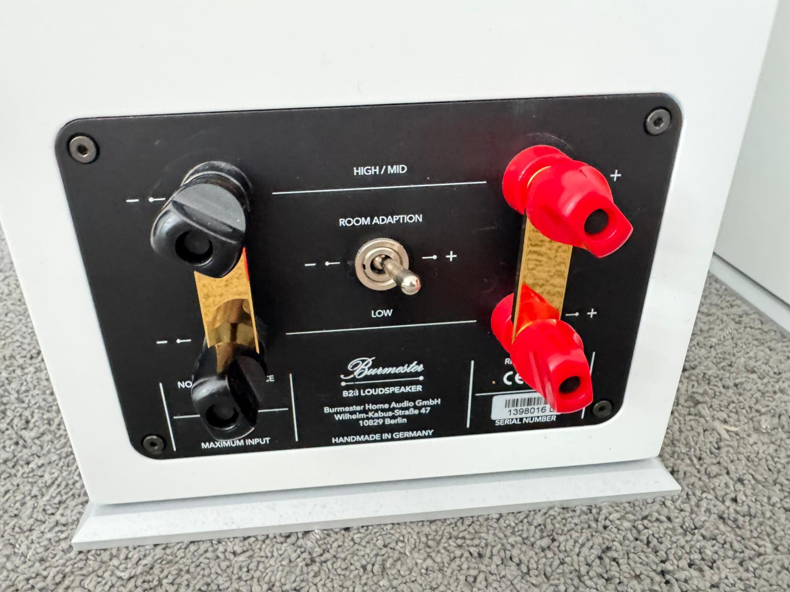 Burmester B28 speakers in white from 2025 6