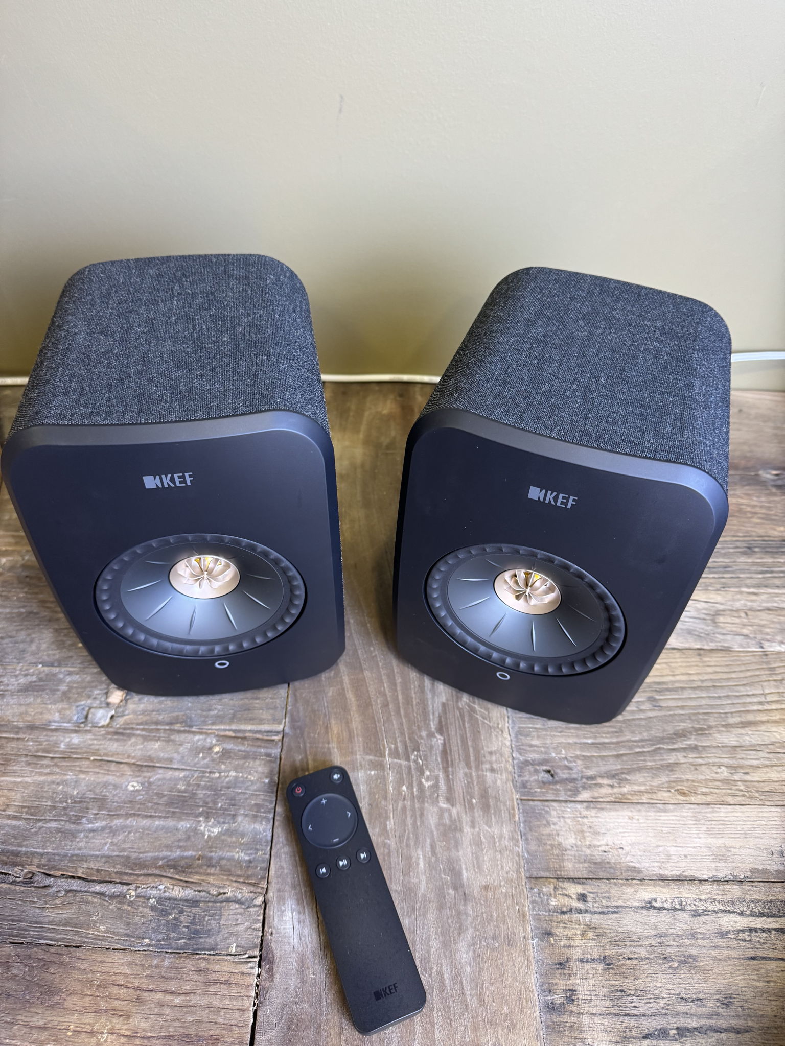 KEF LSX II 4