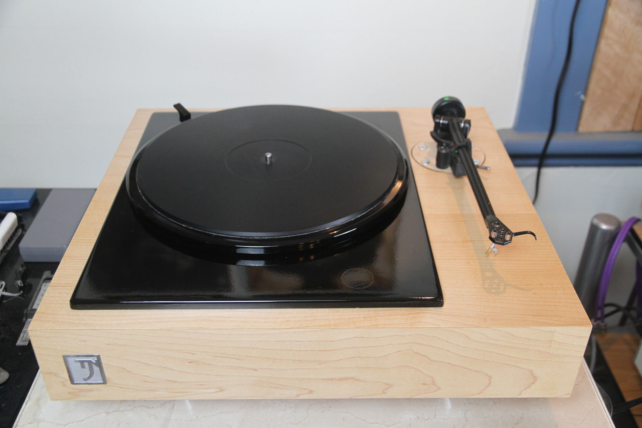 TJN Rega Tonearm Tribute Lenco 2