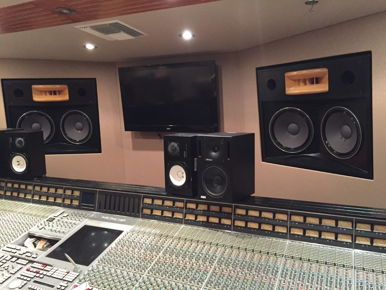 Augspurger sales studio monitors