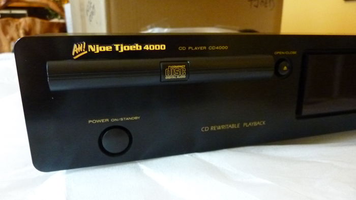 AH! Njoe Tjoeb 4000 CD Player (Marantz CD4000) Vacuum T...