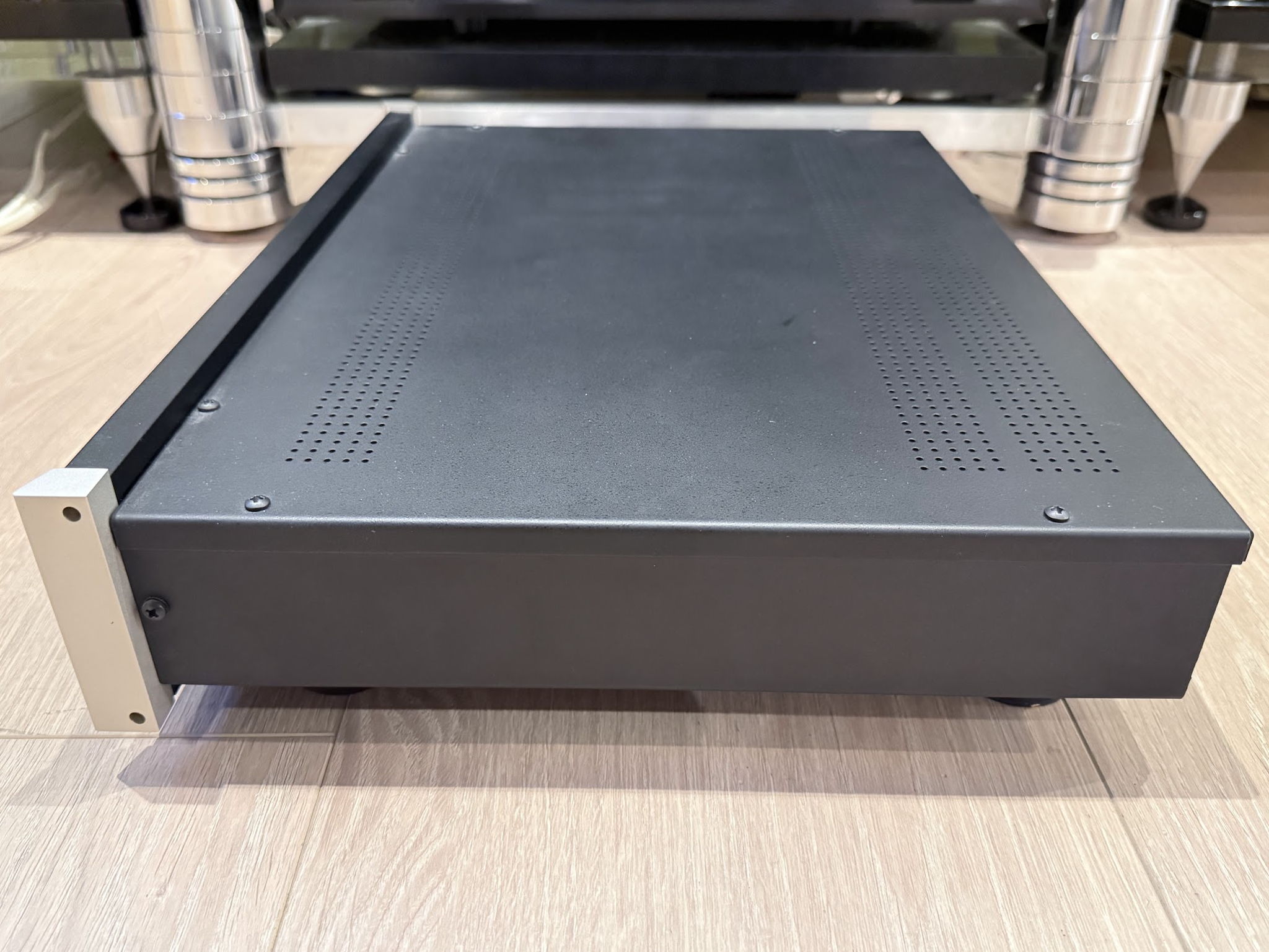 McIntosh D150 Digital Preamplifier w Box & Remote EXCEL... 5