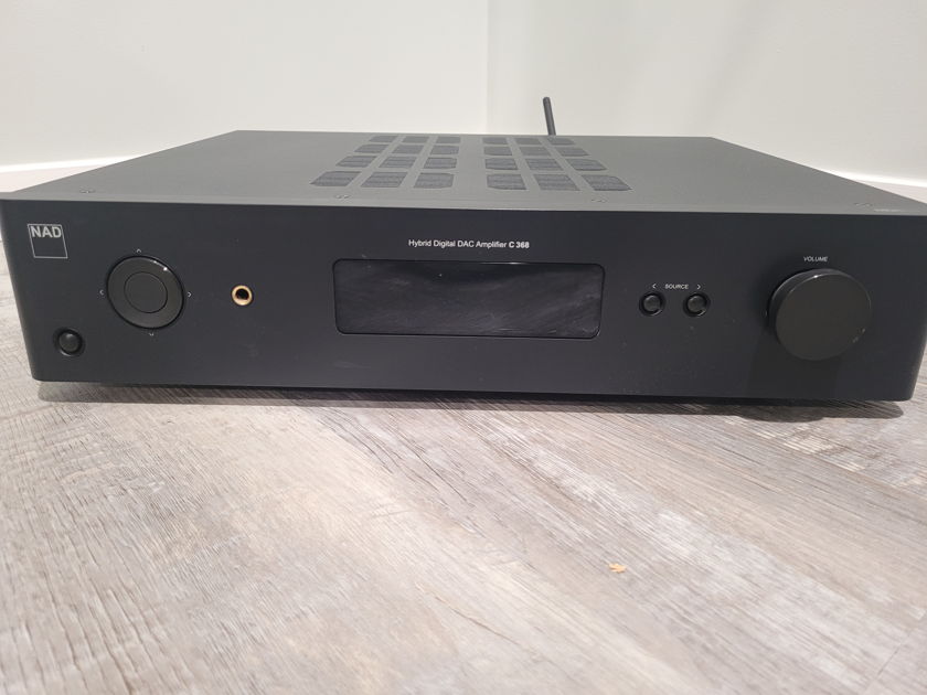 NAD NAD C368 integrated amplifier with DAC