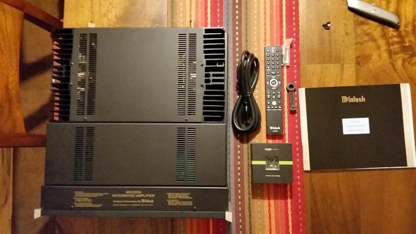 McIntosh MA5300 Integrated and Rega Apheta 2