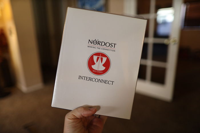 Nordost Red Dawn LS Interconnect 2M RCA