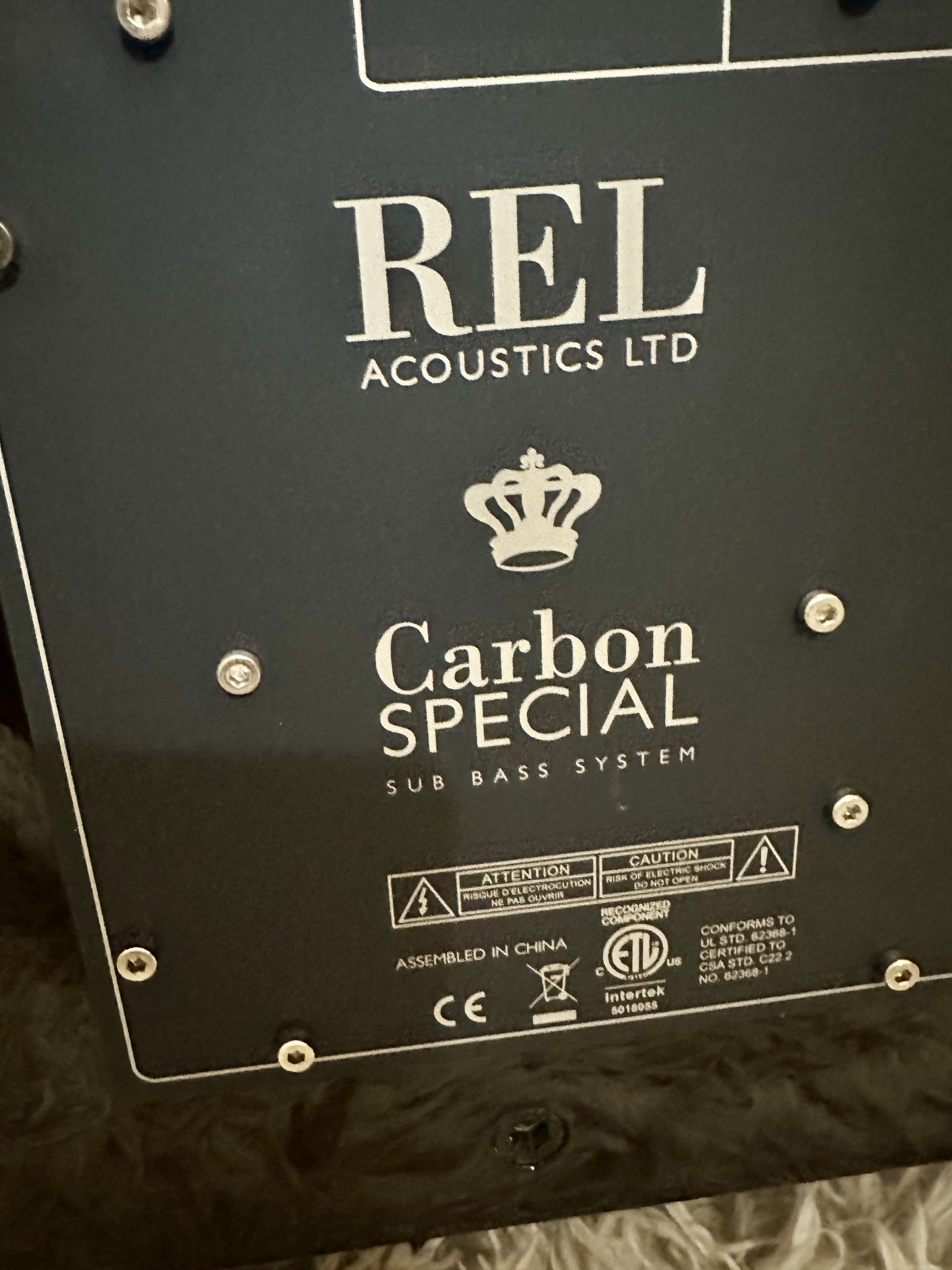 REL Acoustics Carbon Special subwoofer 3
