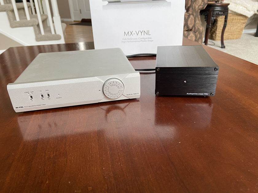 Musical Fidelity MX-VYNL Phono + Upgraded PSU with FREE SHIPPING