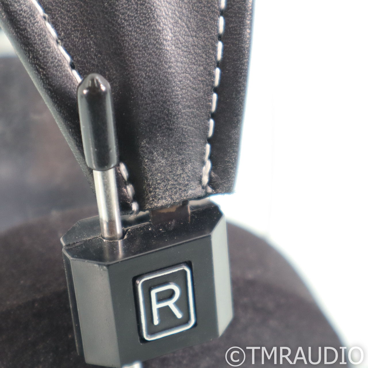 Grado Labs Statement GS3000e Open Back Headphones; 4-Pi... 7