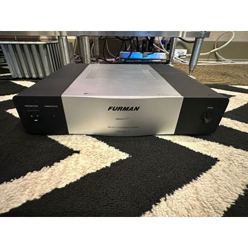 Furman IT-Reference 15i power conditioner working great