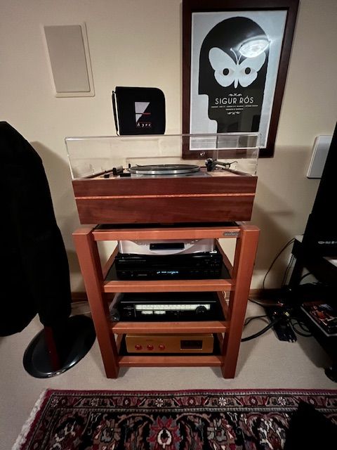 darTZeel LHC-208. Built in DAC 7