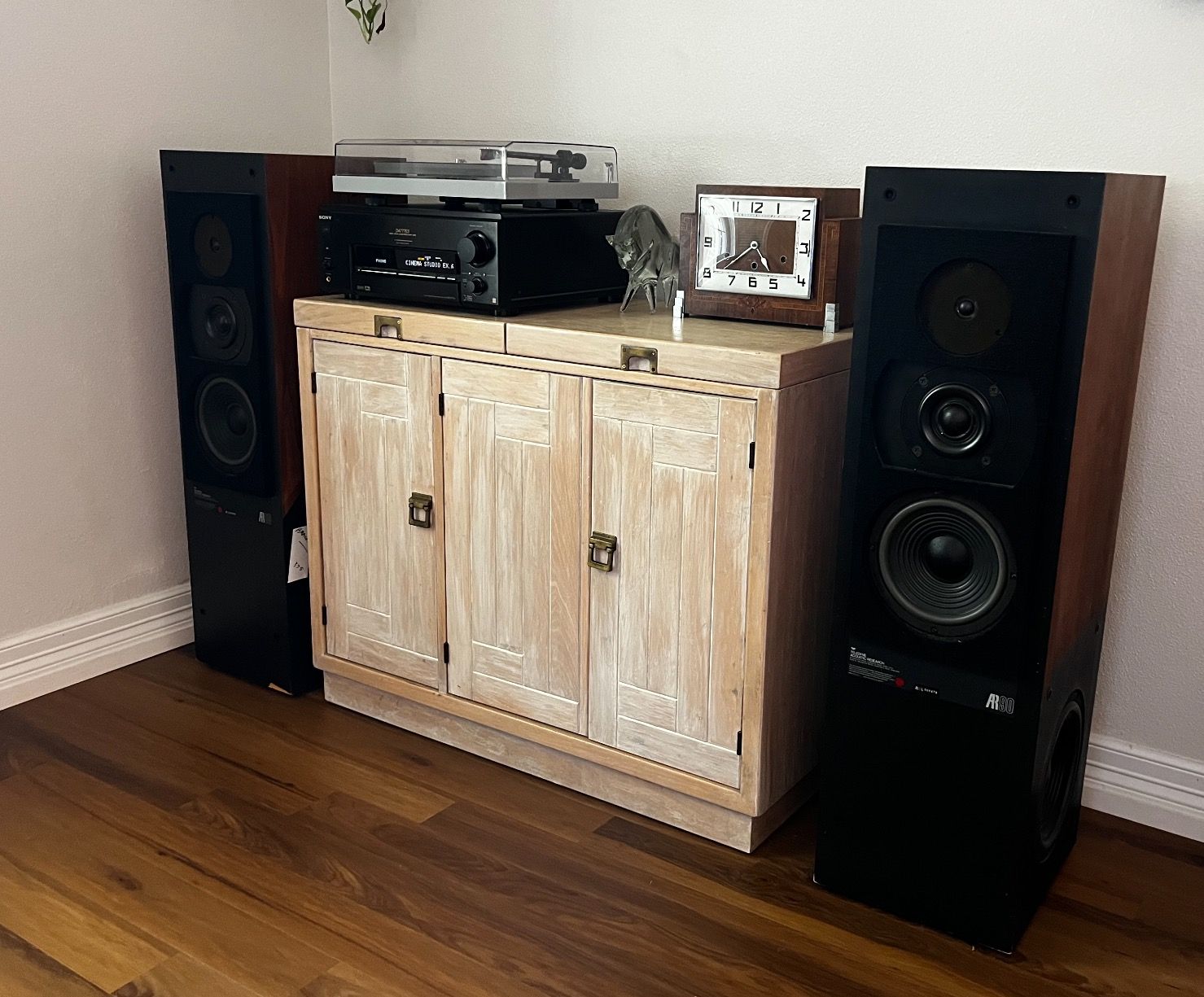 Ar store 90 speakers