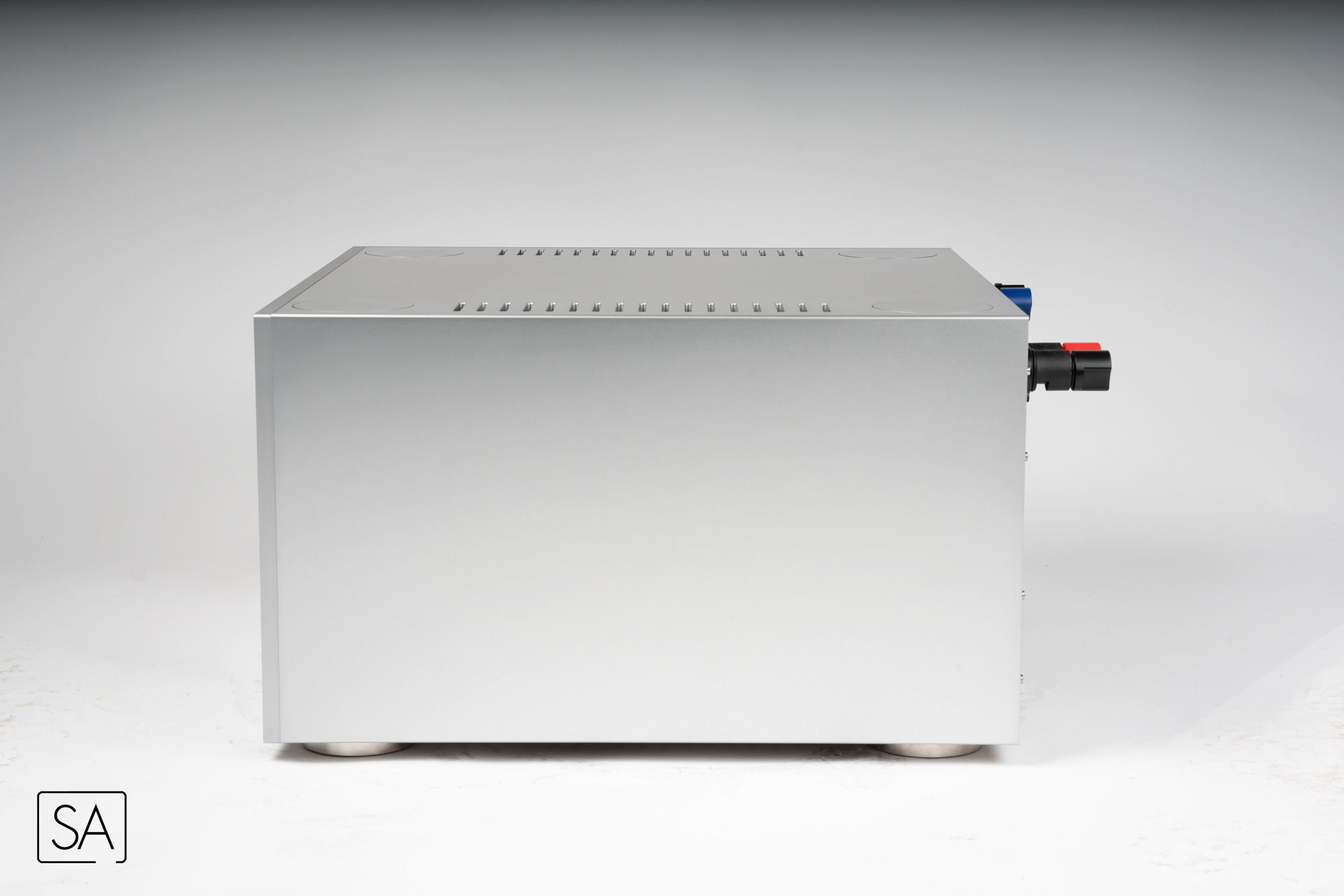 CH Precision M1.1 Power Amplifier 5