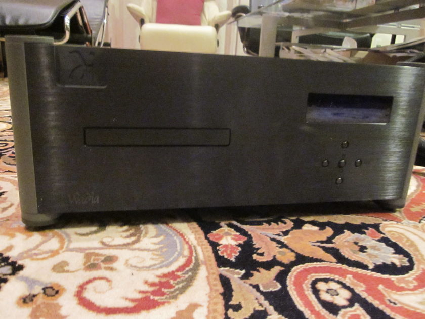 Wadia 781i SACD Player CD/DAC Player w/ USB, XLR, RCA Digital Inputs