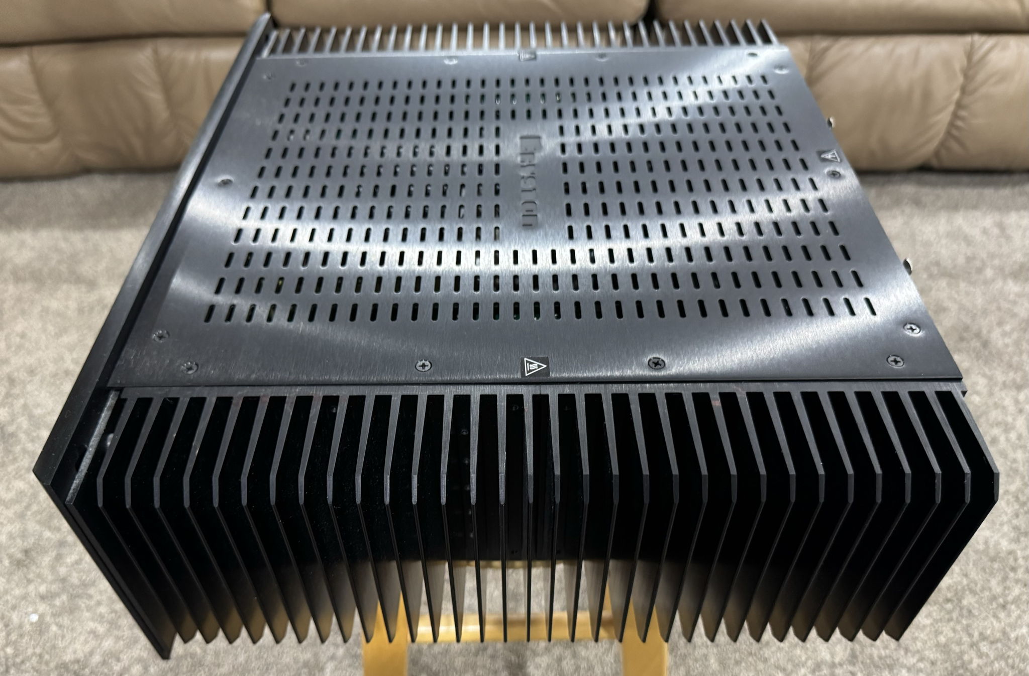 Bryston 4B3 Cubed Power Amplifier in Black. Free Shipping 2