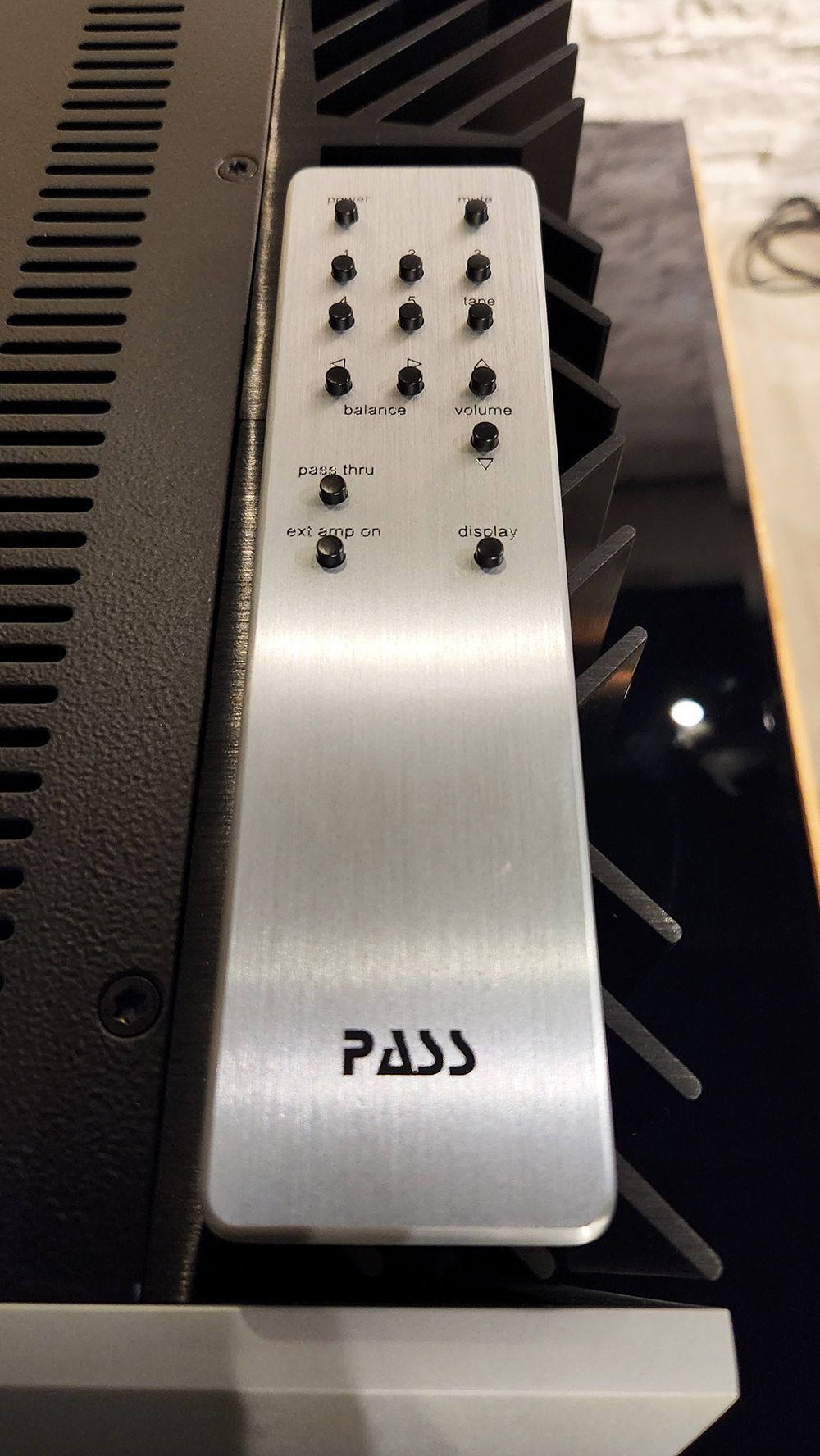 PASS Labs INT-60, High-Output, Integrated Amplifier - C... 6