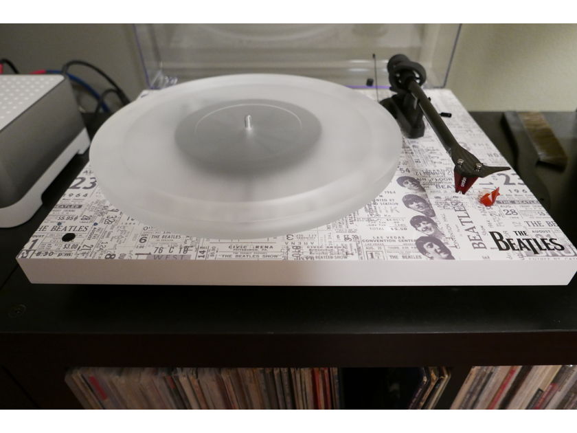 Project PRO-JECT & THE BEATLES 1964 RECORDPLAYER LIMITED EDITION