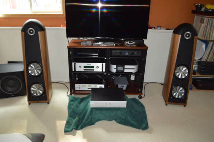 Musical Fidelity M3si Approximately 2 months old, Lower...