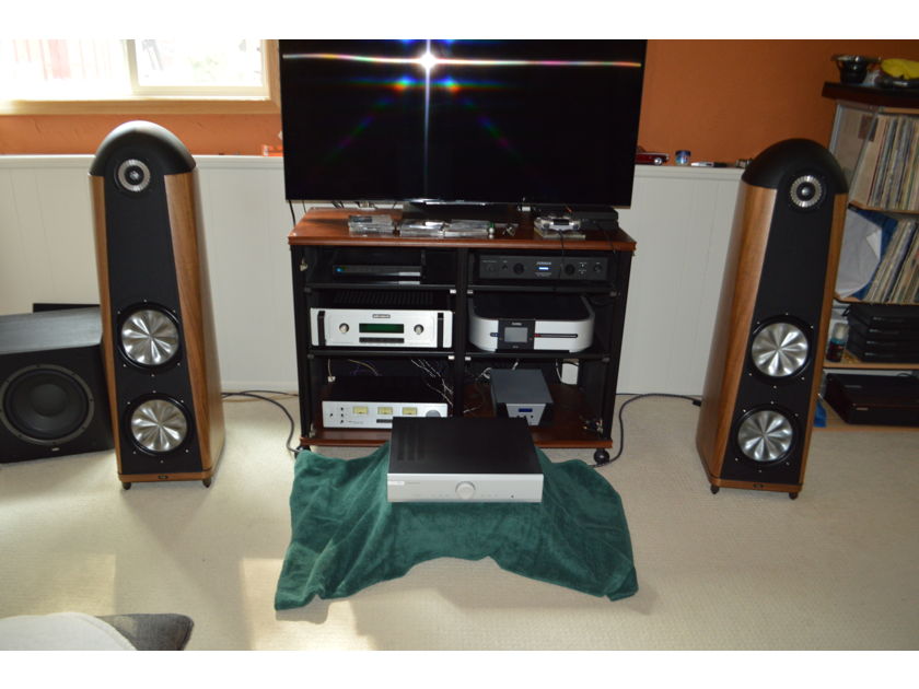 Musical Fidelity M3si Approximately 2 months old, Lower price