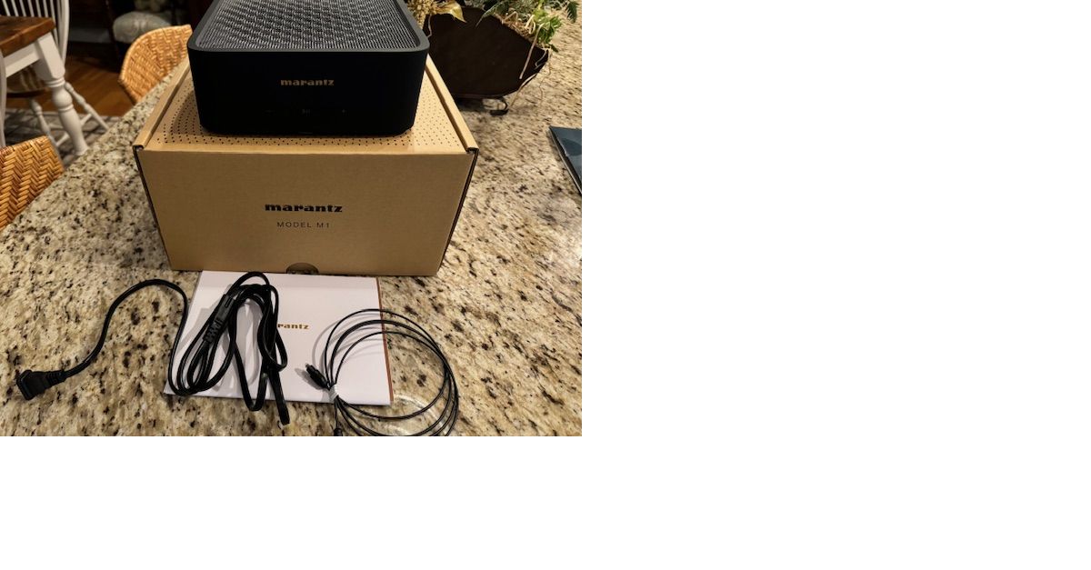 Marantz MODEL M1 + リモコン(おまけ） Marantz Model M1 Unboxing - YouTube