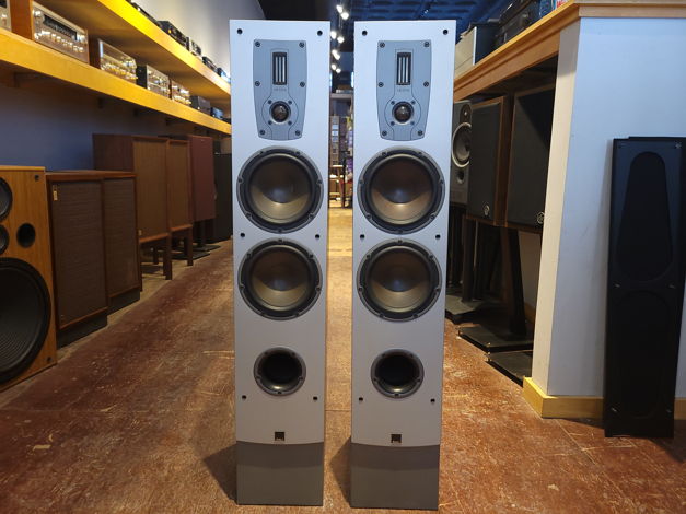 DALI Ikon 6 Tower Speakers w/ Manual, Grilles & Spike Set