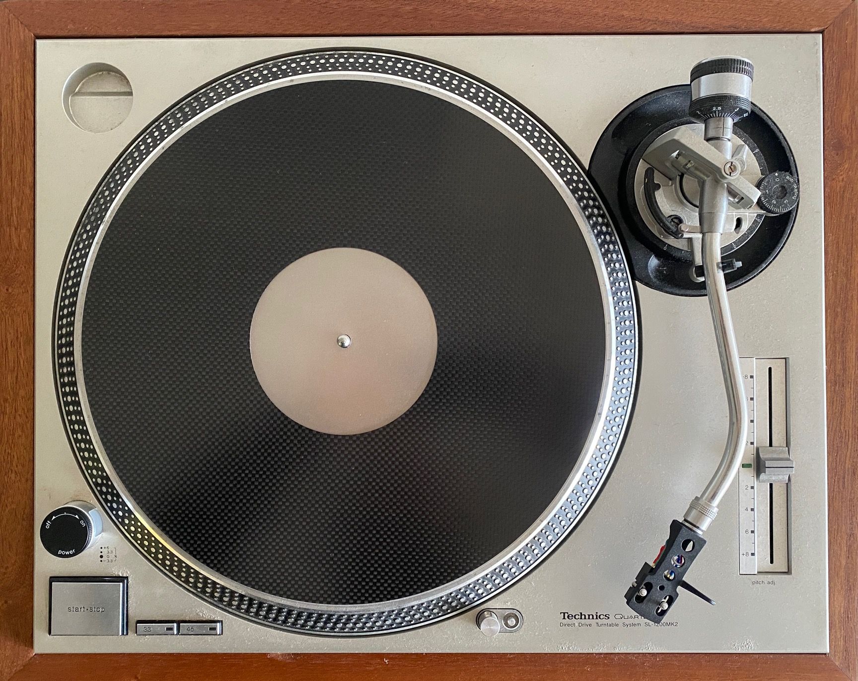 LRC Turntable Mat - Stainless Steel & Carbon Fiber 3