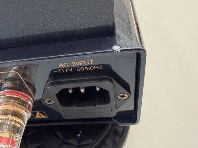 PrimaLuna ProLogue 2 Integrated Tube Amplifier 13