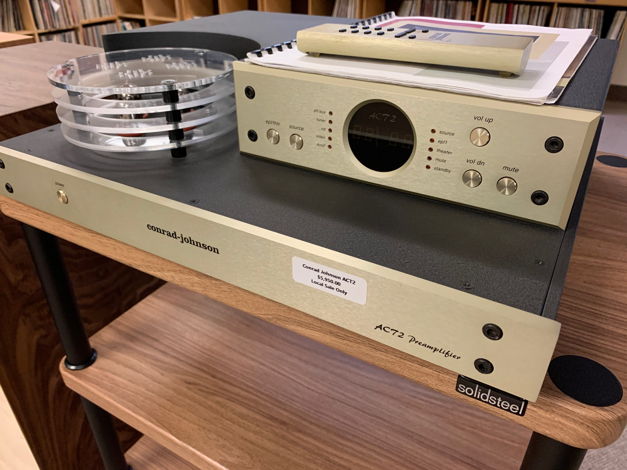 Conrad Johnson ACT2 Tubed Linestage Preamplifier