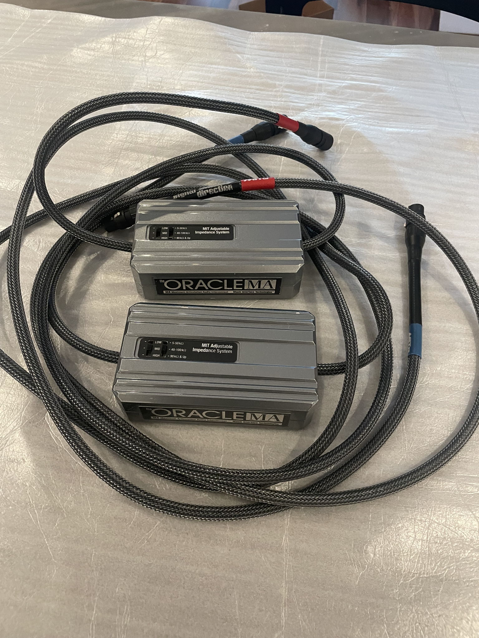 MIT Oracle MA XLR Interconnects (Pair)